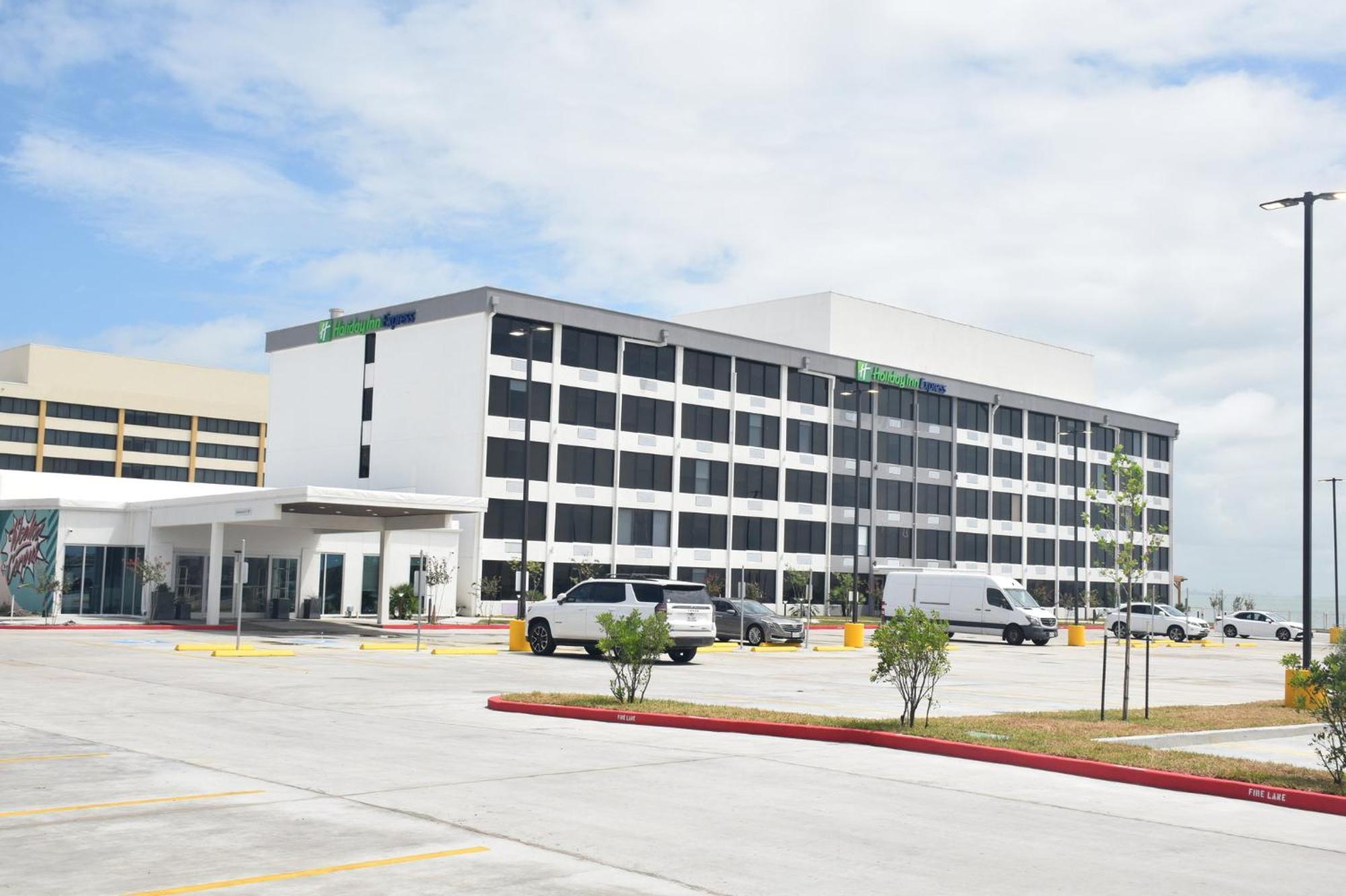 Holiday Inn Express Corpus Christi - Beachfront By Ihg Esterno foto